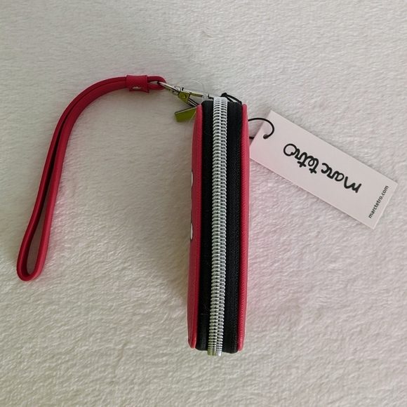 marc tetro Frenchie Print Wallet Wristlet Zip Around PVC Saffiano Red NWT - Picture 4 of 13
